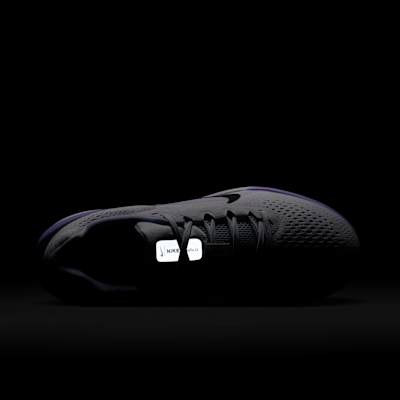 รองเท้าวิ่งโร้ดรันนิ่งผู้หญิง Nike Winflo 11