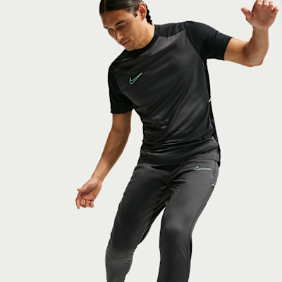 Nike Academy Dri-FIT Erkek Futbol Eşofman Altı görsel 4