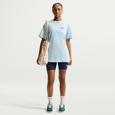 Nike Sportswear Kadın Tişörtü görsel 4