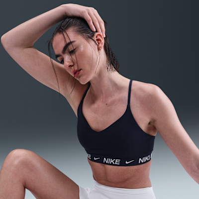 Nike Indy Hafif Destekli Pedli Ayarlanabilir Kadın Spor Sütyeni görsel 3