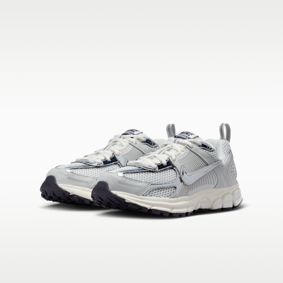 ナイキ ボメロ 5 ジュニアシューズ