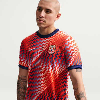 Nike Norveç Academy Pro Nike Dri-FIT Maç Öncesi Kısa Kollu Erkek Futbol Üstü görsel 3