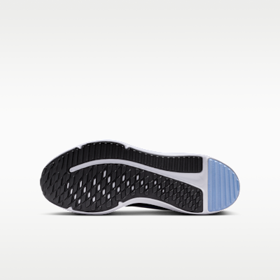 Nike Cosmic Runner Older Kids' Road Running Shoes