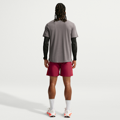 Nike Miler Dri-FIT 2'si 1 Arada 18 cm Erkek Koşu Şortu görsel 5