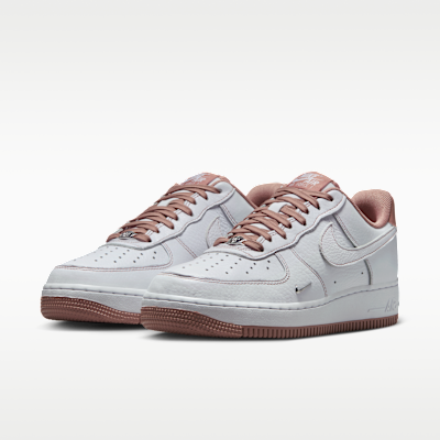 รองเท้าผู้หญิง Nike Air Force 1 '07 Mini Jewel