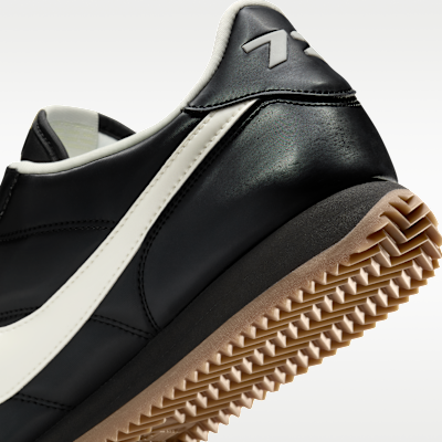 Nike Cortez SE Men's Shoes