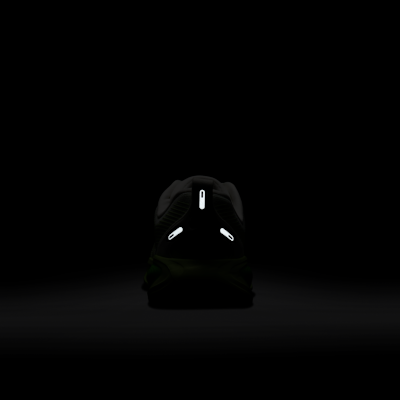 Nike Vomero 18 Older Kids' Road Running Shoes