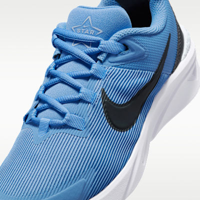 รองเท้าวิ่งโร้ดรันนิ่งเด็กโต Nike Star Runner 4