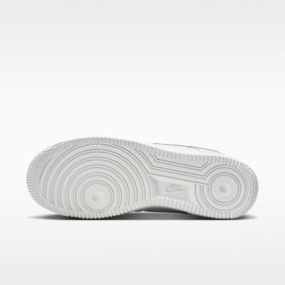 나이키 에어 포스 1 '07 로우 여성 신발