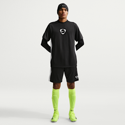 Nike Academy+ Dri-FIT Erkek Futbol Şortu