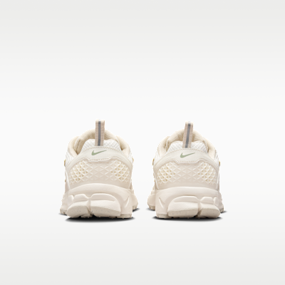 Nike Vomero 5 大童反光裝飾鞋款