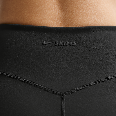 NikeSKIMS Matte Yüksek Belli 13 cm Kadın Bisiklet Şortu görsel 6