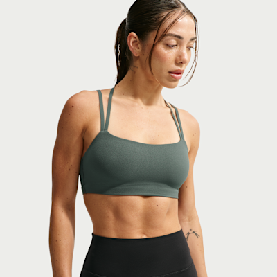 Nike Zenvy Askılı Hafif Destekli Pedli Kadın Spor Sütyeni