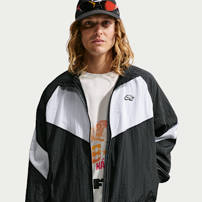 Nike SB Kaykay Ceketi görsel 3