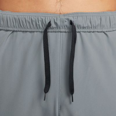 Nike Form Dri-FIT Bileğe Doğru Daralan Çok Yönlü Erkek Eşofman Altı görsel 5