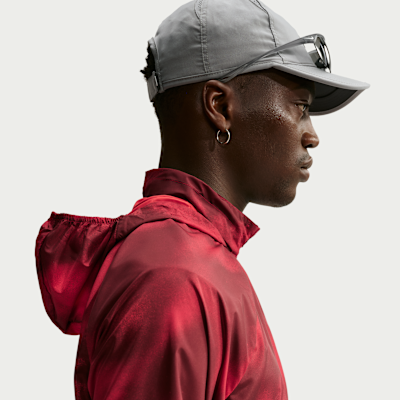 Nike Miler Repel UV Korumalı Erkek Koşu Ceketi görsel 6