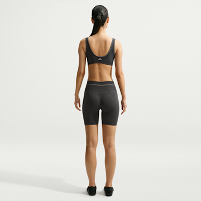 NikeSKIMS Ribbed Seamless 12,5 cm Kadın Şortu görsel 5