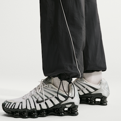 Nike Sportswear Erkek Dokuma Eşofman Altı görsel 6