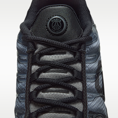 Paris Saint-Germain Air Max Plus Premium Men's Nike Shoes