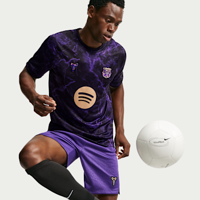 Nike FC Barcelona Deplasman Kobe Dri-FIT Futbol Maç Öncesi Erkek Futbol Üstü görsel 3