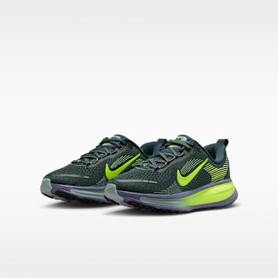 Nike Vomero 18 Older Kids' Road Running Shoes