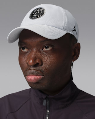 Женская кепка Paris Saint Germain Jordan Club Cap