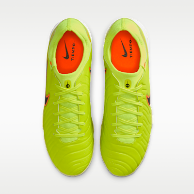 Tacos de fútbol de corte low para pasto sintético (turf) Nike Tiempo Legend 10 Pro