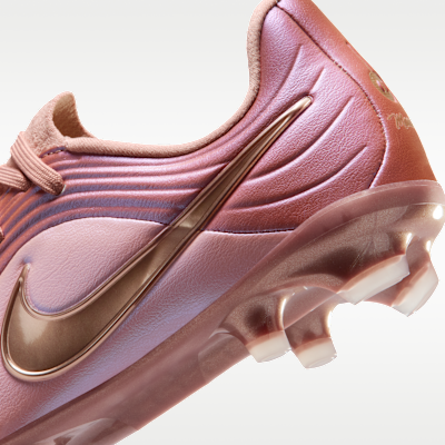 Tacos de fútbol de corte low para terrenos múltiples Nike Jr. Tiempo Maestro Academy LE