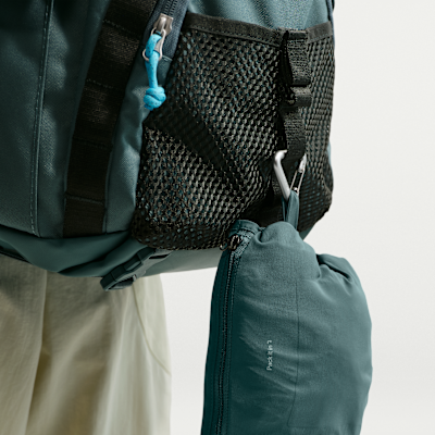Nike ACG Five Towers UV Korumalı Kadın Ceketi görsel 8