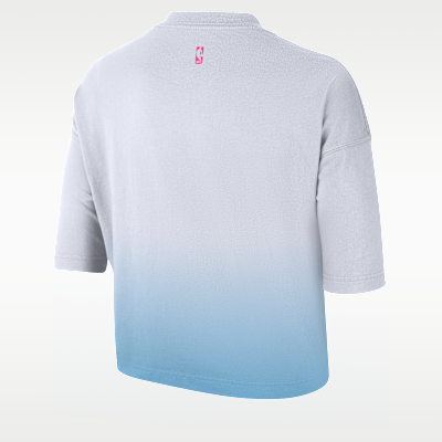 Playera de corte cuadrado Nike NBA para mujer Miami Heat Courtside City Edition Premium