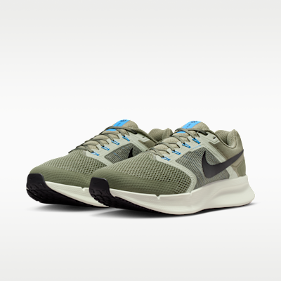 Tenis de correr en pavimento para hombre (extraanchos) Nike Run Swift 3
