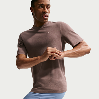 Nike Primary Dri-FIT Kısa Kollu Çok Yönlü Erkek Üstü görsel 3