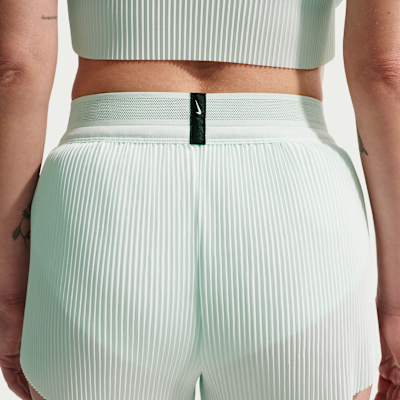 Nike AeroSwift Dri-FIT ADV Normal Belli 8 cm Slip Astarlı Kadın Koşu Şortu görsel 3