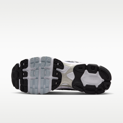 Nike Air Max Moto 2K Erkek Ayakkabısı görsel 2