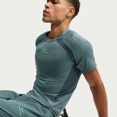 Nike Pro Training Dri-FIT ADV Kısa Kollu Erkek Üstü görsel 3