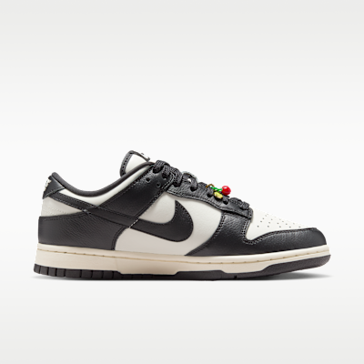 Nike Dunk Low SE Women's Shoes