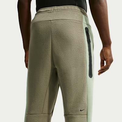 Nike Tech Renk Bloklu Açık Paçalı Fleece Erkek Eşofman Altı görsel 3