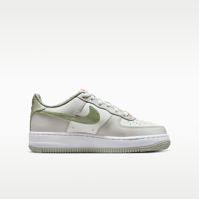 Tenis para niños grandes Nike Air Force 1 LV8