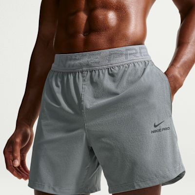 Nike Pro Training Dri-FIT 15 cm Erkek Şortu görsel 2