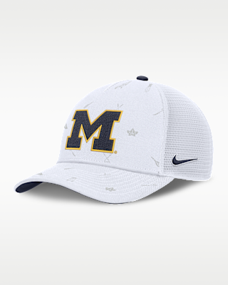 Женские  Michigan Country Club Golfin' Rise Jordan Brand College Trucker Adjustable Hat