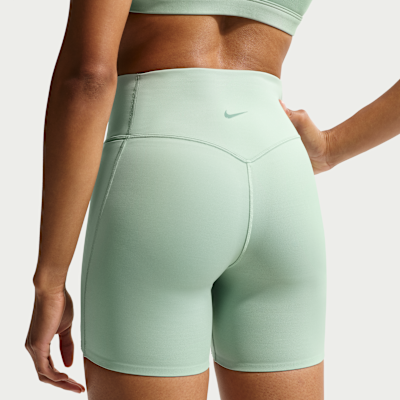 Nike Universa Yüksek Belli Ön Dikişsiz 13 cm Kadın Bisiklet Şortu görsel 3