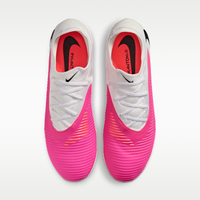 Nike Phantom 6 Low Pro Kuru Çim Zemin Kramponu görsel 4