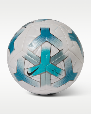 Женские  Nike Academy Soccer Ball