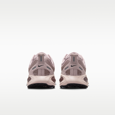 Nike Vomero 18 Older Kids' Road Running Shoes