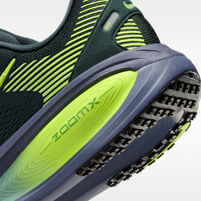 Nike Vomero 18 Men's Road Running Shoes (Extra Wide)