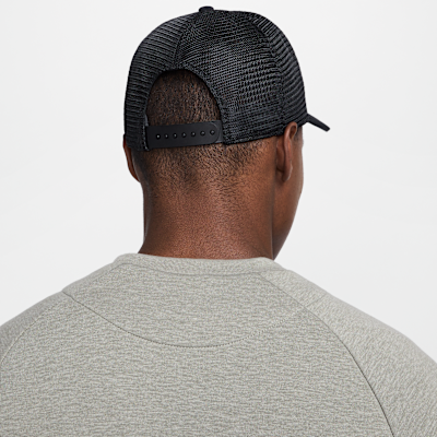 Nike Rise Dri-FIT Trucker Cap