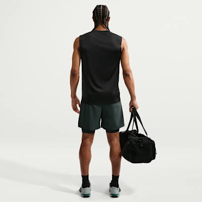 Nike Dri-FIT Kolsuz Erkek Antrenman Üstü görsel 5