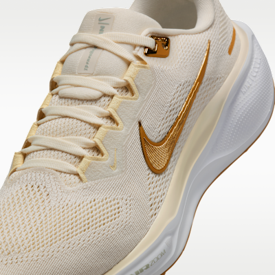 รองเท้าวิ่งโร้ดรันนิ่งผู้หญิง Nike Pegasus 41