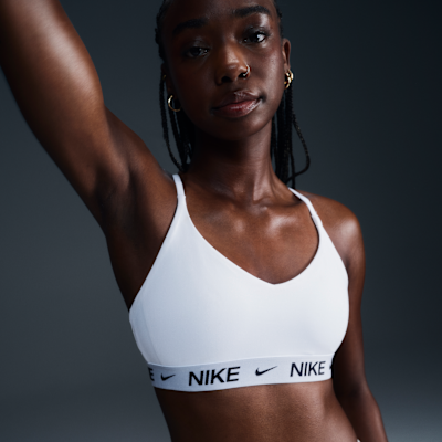 Nike Indy Hafif Destekli Pedli Ayarlanabilir Kadın Spor Sütyeni