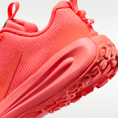 Nike Cross Turf Big Kids' Shoes